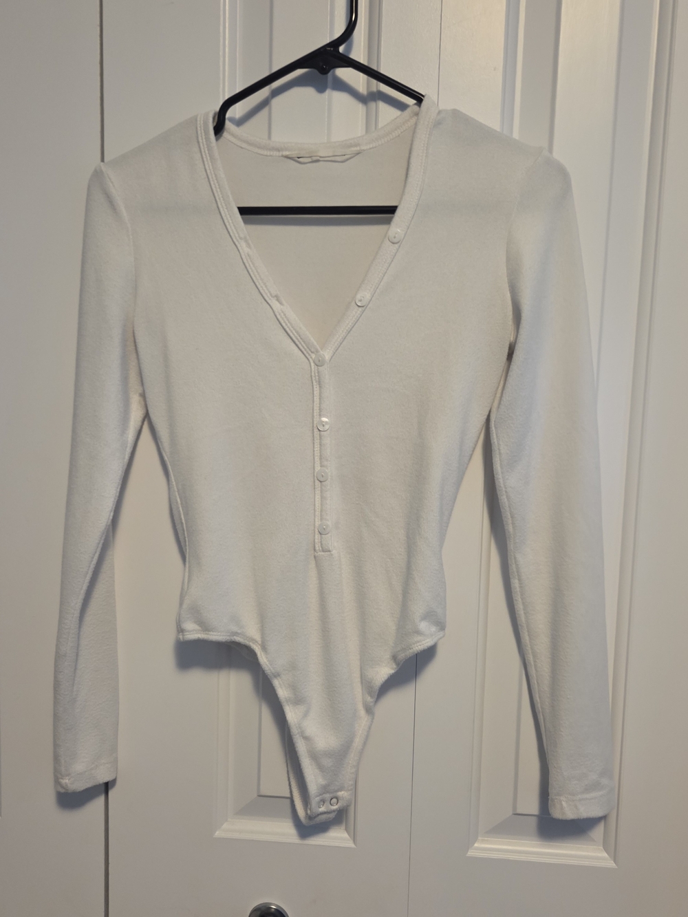 Bluenotes White Long-Sleeve V-Neck Button Bodysuit